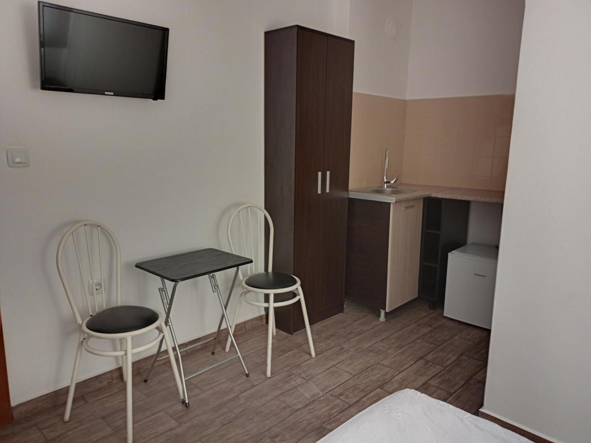 Guest House Lili Petrich  Ruang foto